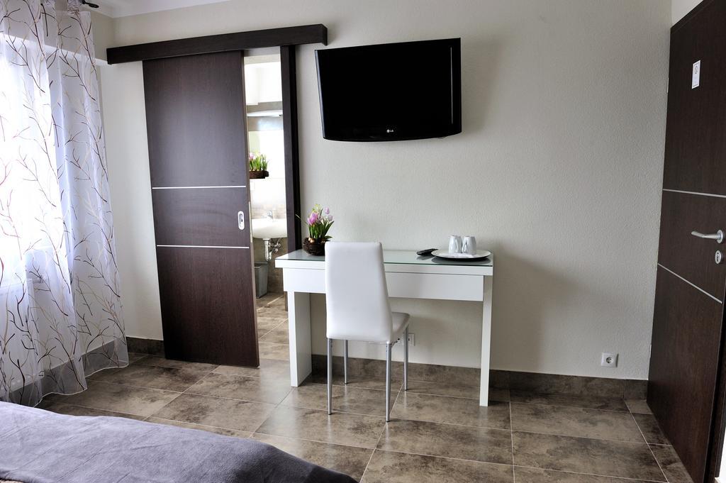 Ferienzimmer Ellisee, Kontaktloser Check-In FDH Room photo